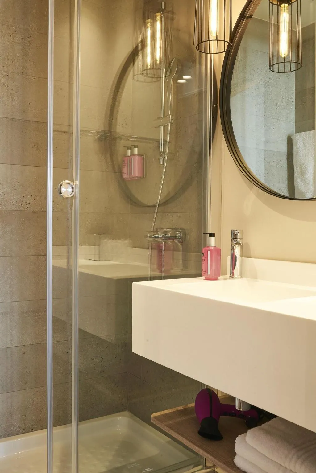 Room, Moxy Patra Marina, Athens