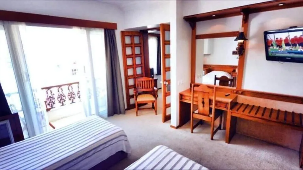 Room, Bac Pansiyon, Dalaman
