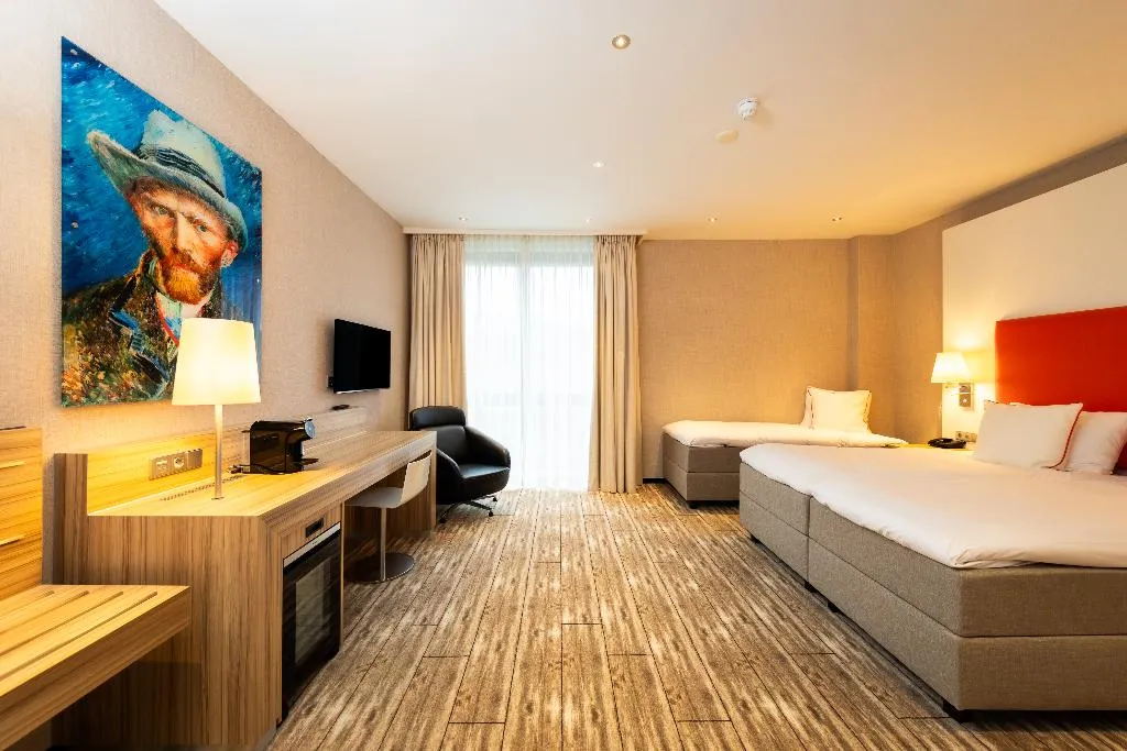 TRIPLE SUPERIOR Room, Van der Valk Hotel Schiphol, Amsterdam