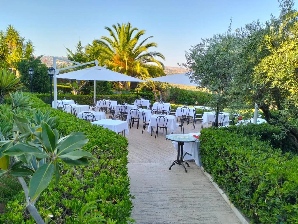 Restaurant, Hotel Foresteria Baglio della Luna, Catania