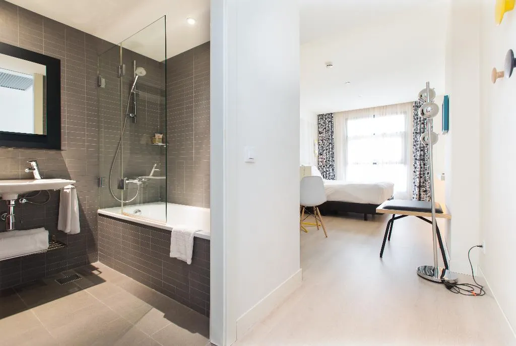 Room CONNECTING ROOM Room, Vincci Bit Hotel, Barcelona