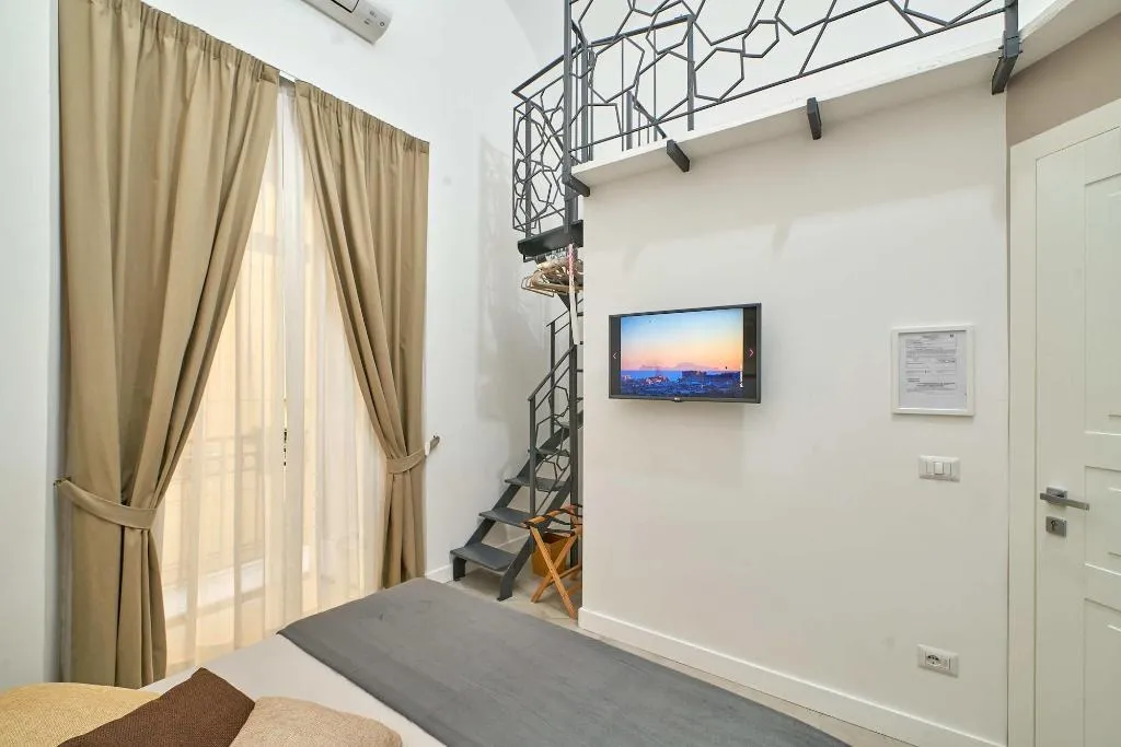 Room, A Casa Del Principe, Naples