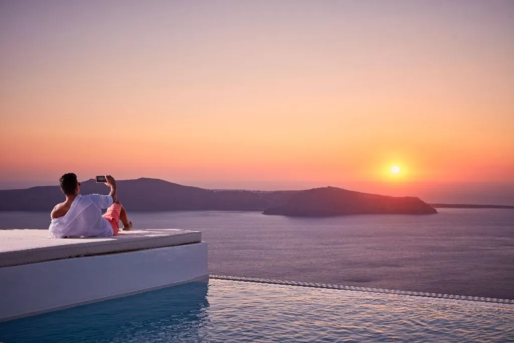 VILLA TWO BEDROOMS WITH PRIVATE POOL Room, Astra Suites, Santorini