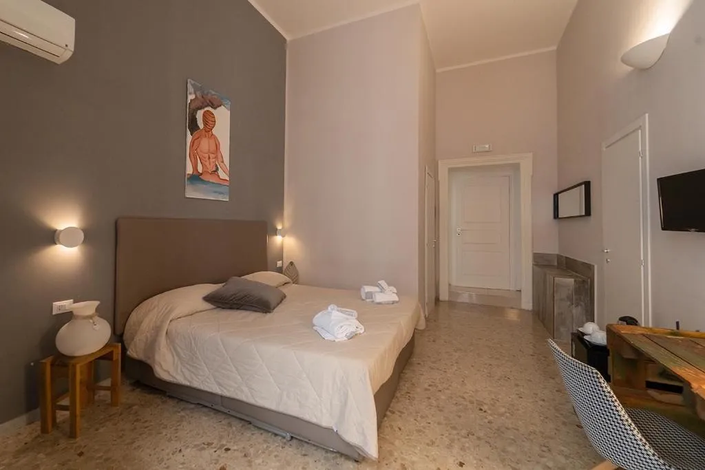 DOUBLE STANDARD Room, P.c Boutique La Loggia, Naples