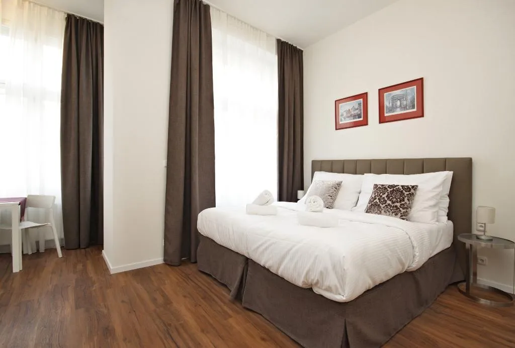 SUITE STANDARD Room, Elizabeth Suites, Prague