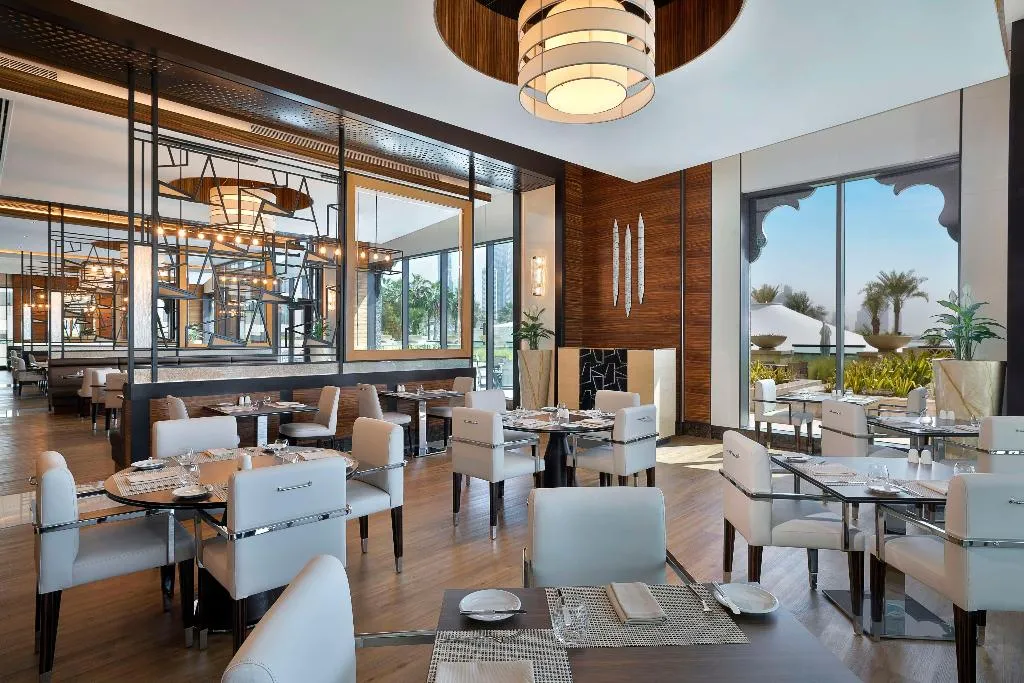 Restaurant, Hilton Dubai Palm Jumeirah, Dubai
