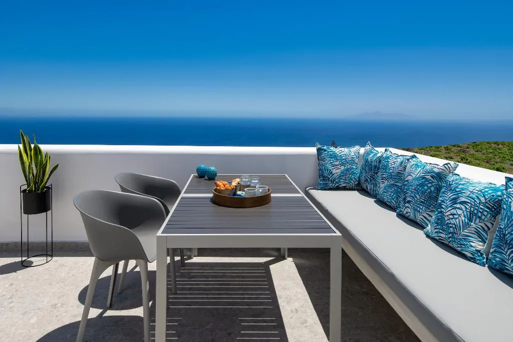 SUITE TWO BEDROOMS Room, Seven Suites, Santorini