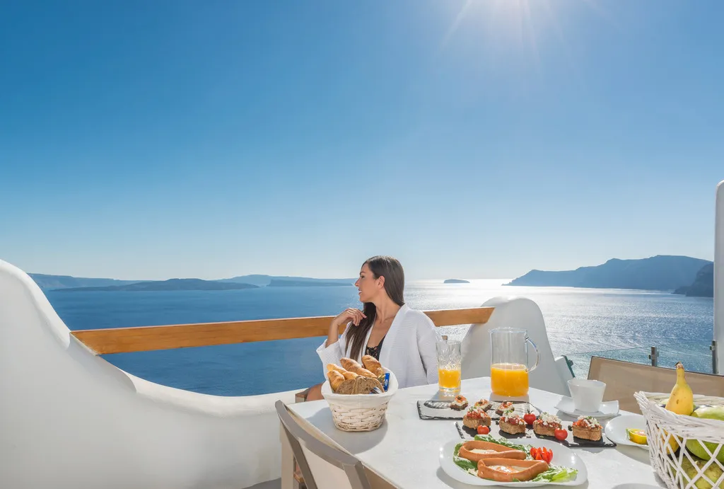 SUITE GRAND Room, Elite Luxury Suites, Santorini