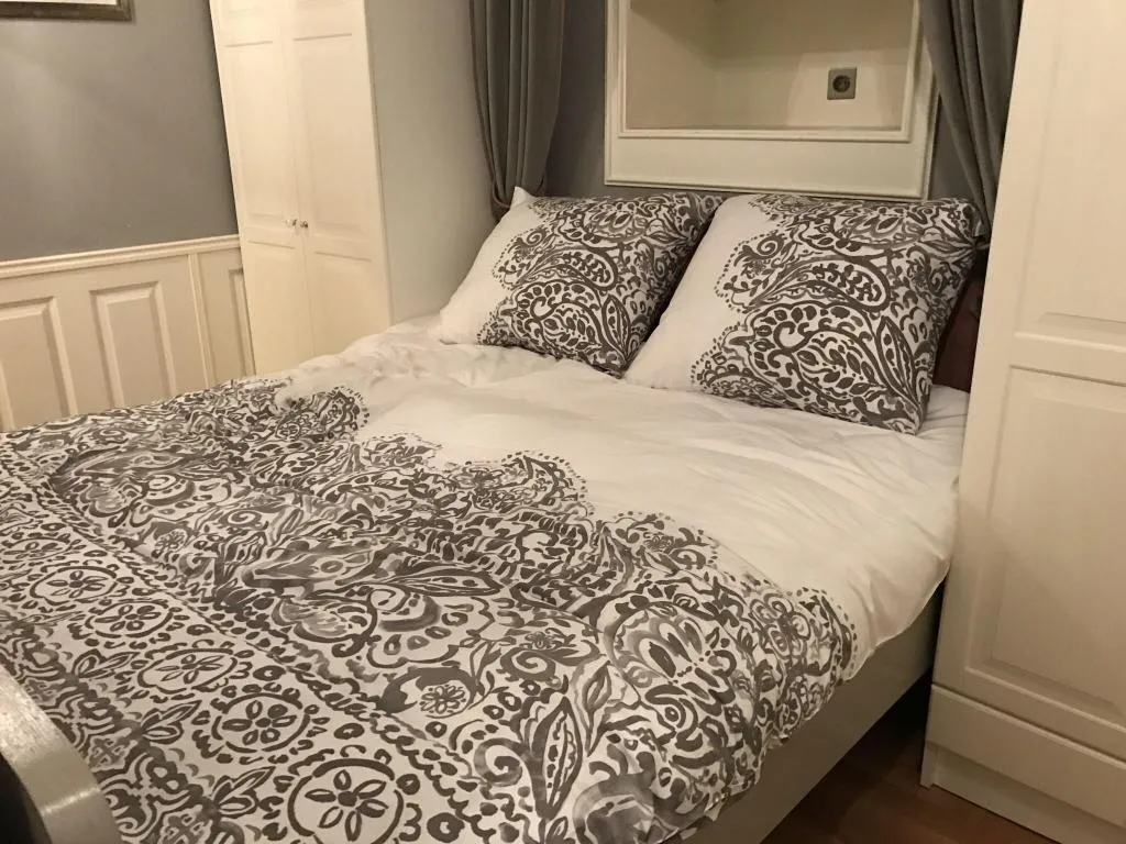 APARTMENT WITH DOUBLE BED Room, 7 Koron Apartments, Krakow
