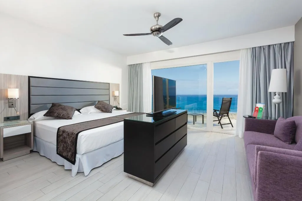 JUNIOR SUITE STANDARD Room, Hotel Riu Palace Tenerife, Tenerife