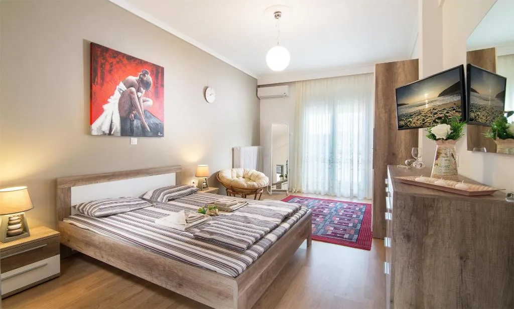 APARTMENT CAPACITY 6 Room, Michalis Apartments, Thessaloniki