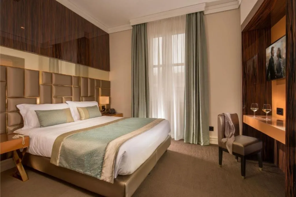 Room, Gioberti, Rome