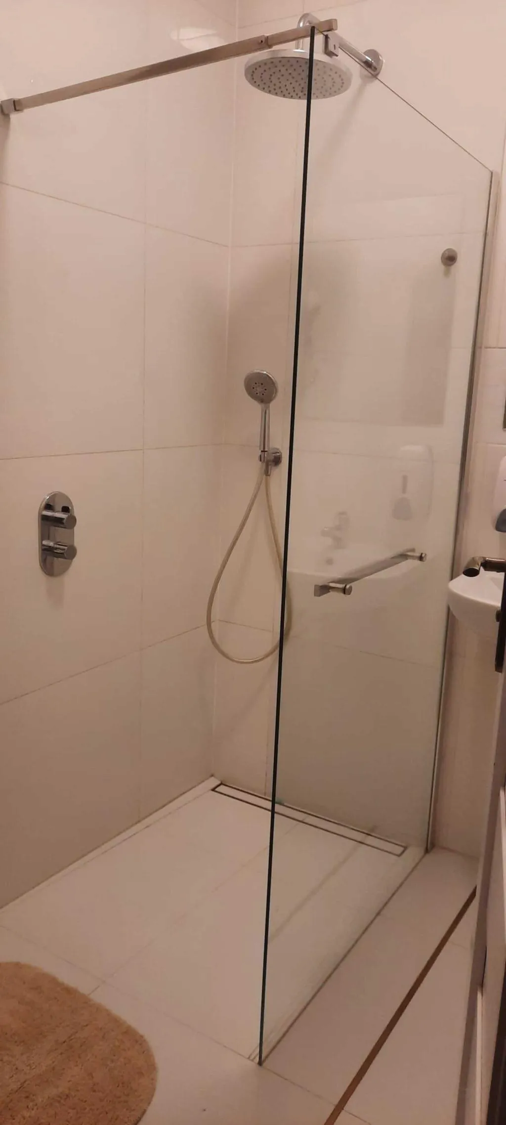 TWIN TWO BEDS Room, Lorf Hostel and Apartments, Krakow