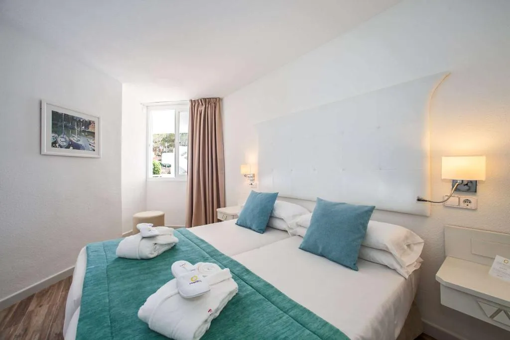 SUITE SUPERIOR Room, FERGUS Style Cala Blanca Suites, Majorca