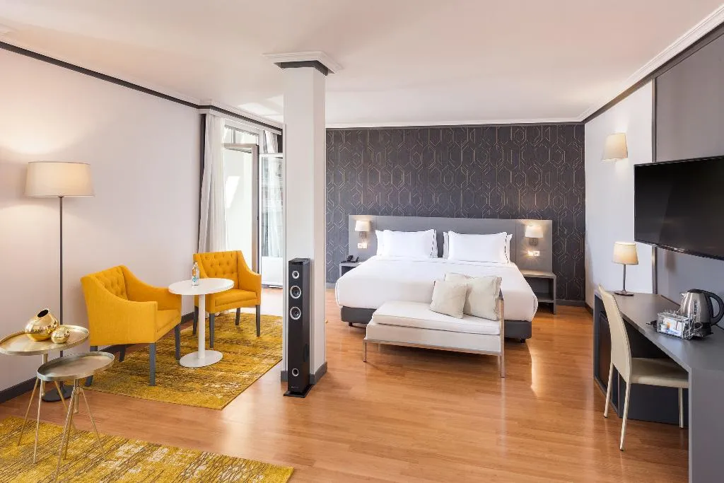 DOUBLE PREMIUM WITH VIEWS Room, Hotel Madrid Plaza de España Affiliated by Meliá, Madrid