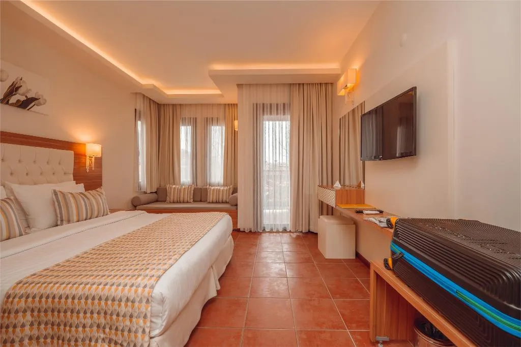DOUBLE STANDARD Room, Sundia By Liberty Suncity, Dalaman