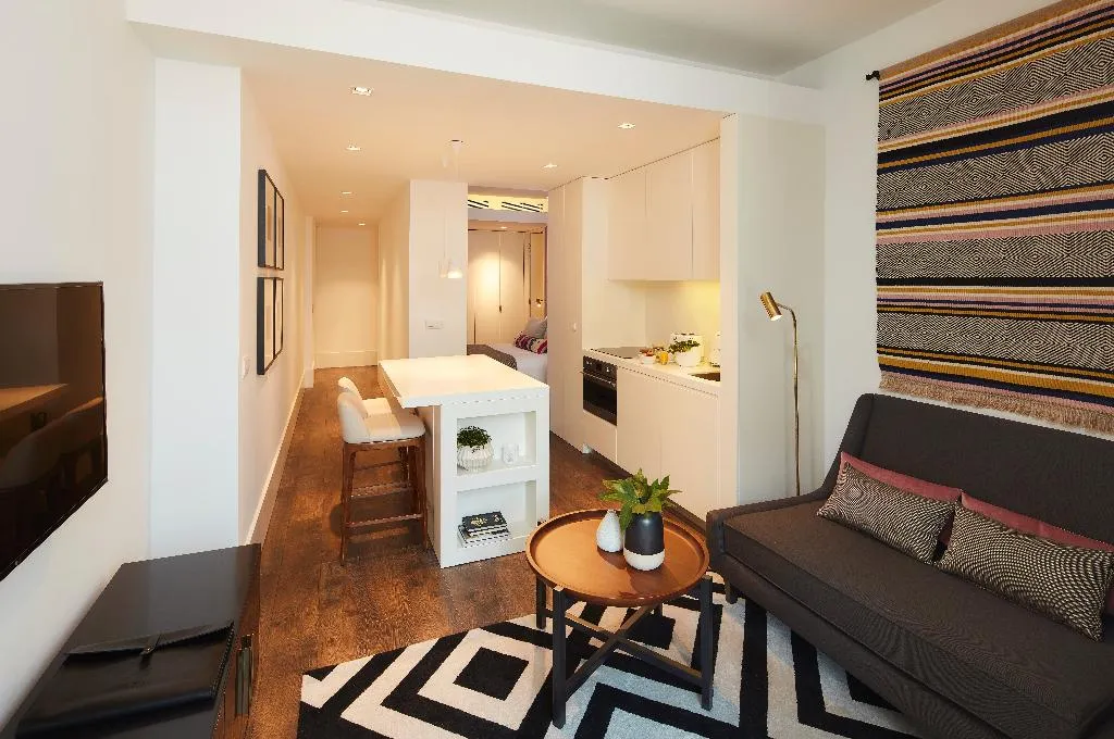 STUDIO STANDARD Room, The Lumiares, Lisbon