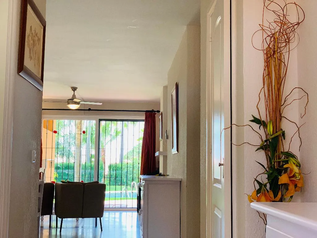 APARTMENT TWO BEDROOMS Room, Apartamentos El Porton, Costa Del Sol