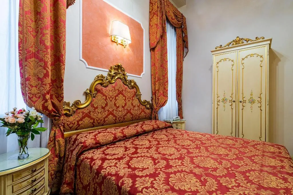 Room, Hotel Al Vagon, Venice