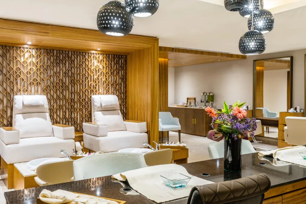 Sports and Entertainment, Hyatt Zilara Cancun, Cancun Area