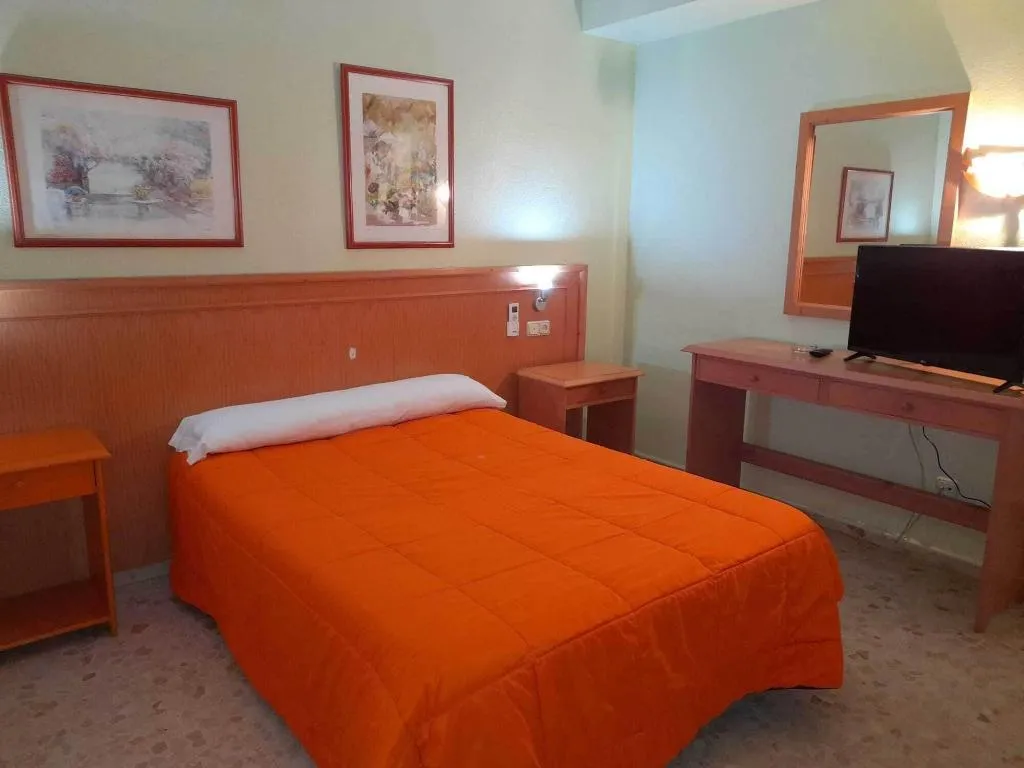 Room, Hostal Carlos Iii, Costa Almeria