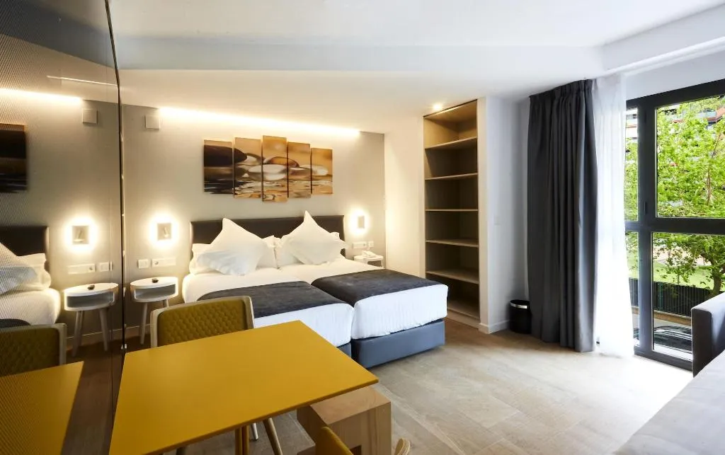 Room, Valencia Alameda 41, Valencia