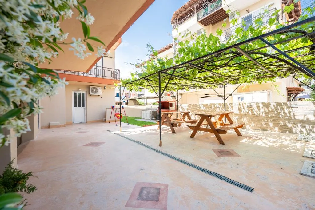Terrace, Milonas House Apartments, Halkidiki
