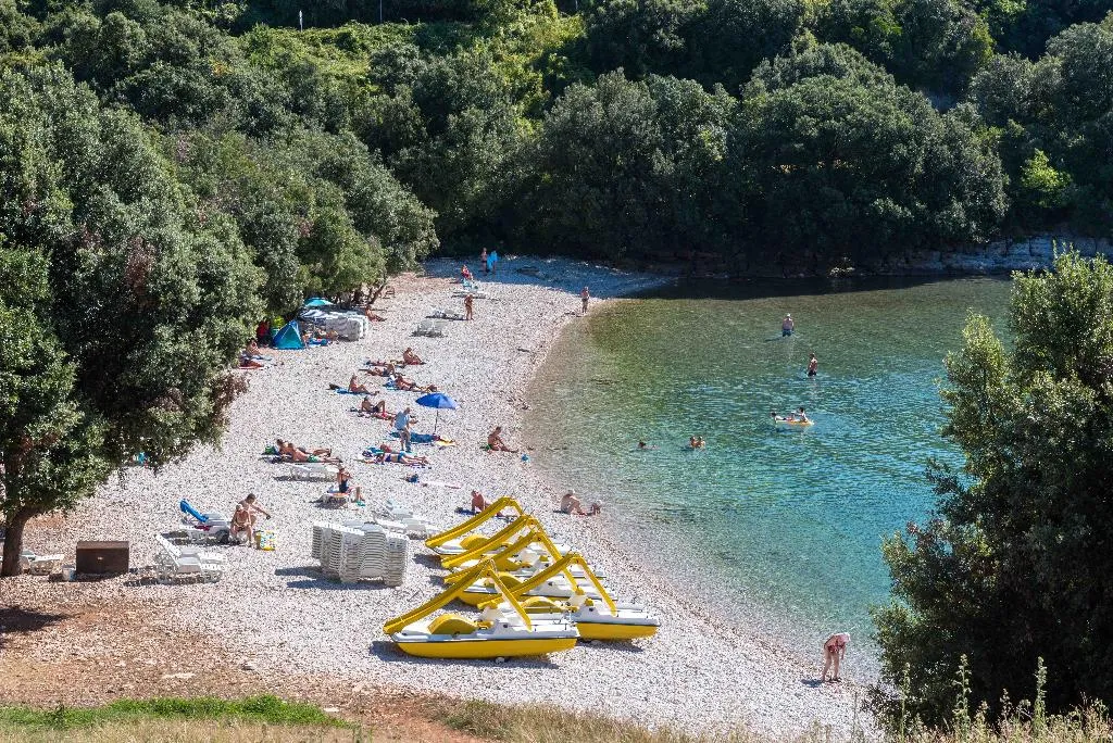 Beach, Duga Uvala, Istria
