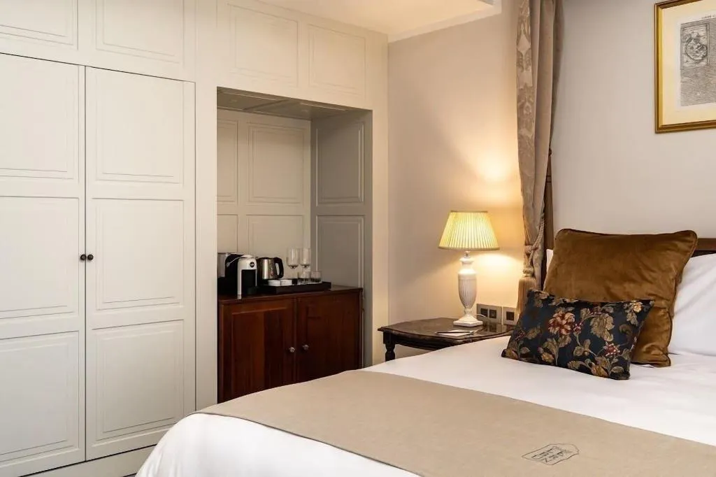 Room, Palais Le Brun, Malta
