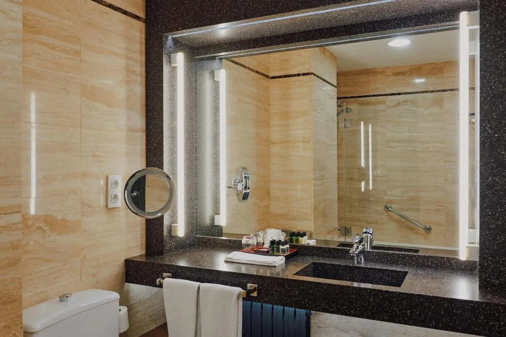 DOUBLE QUEEN SIZE BED Room, Catalonia Boulevard, Barcelona