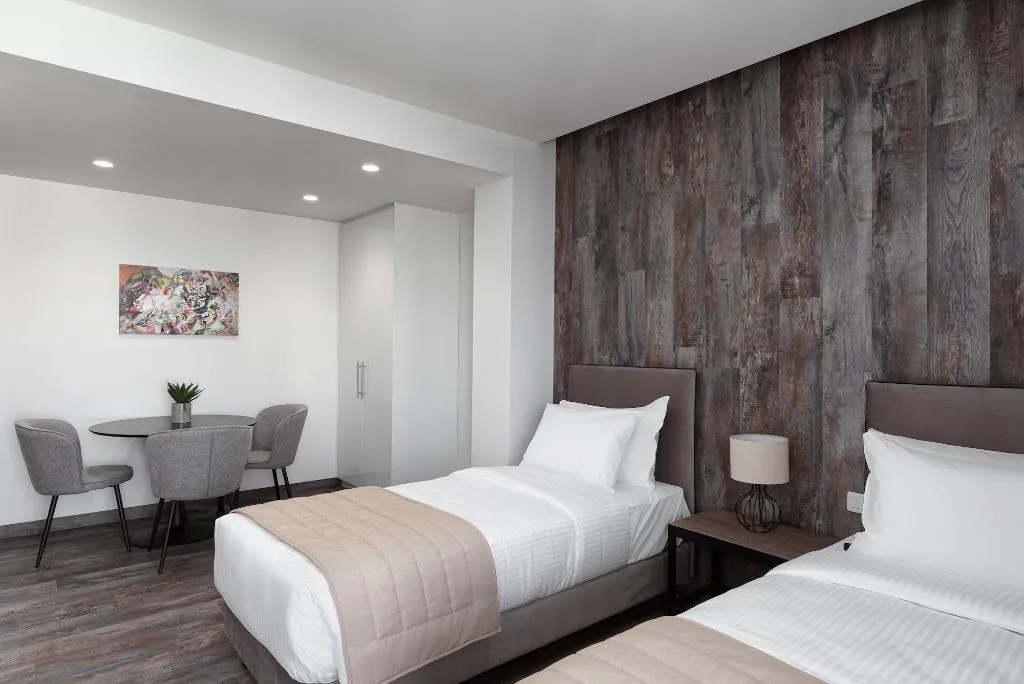 Room, Athenian Spirit, Athens