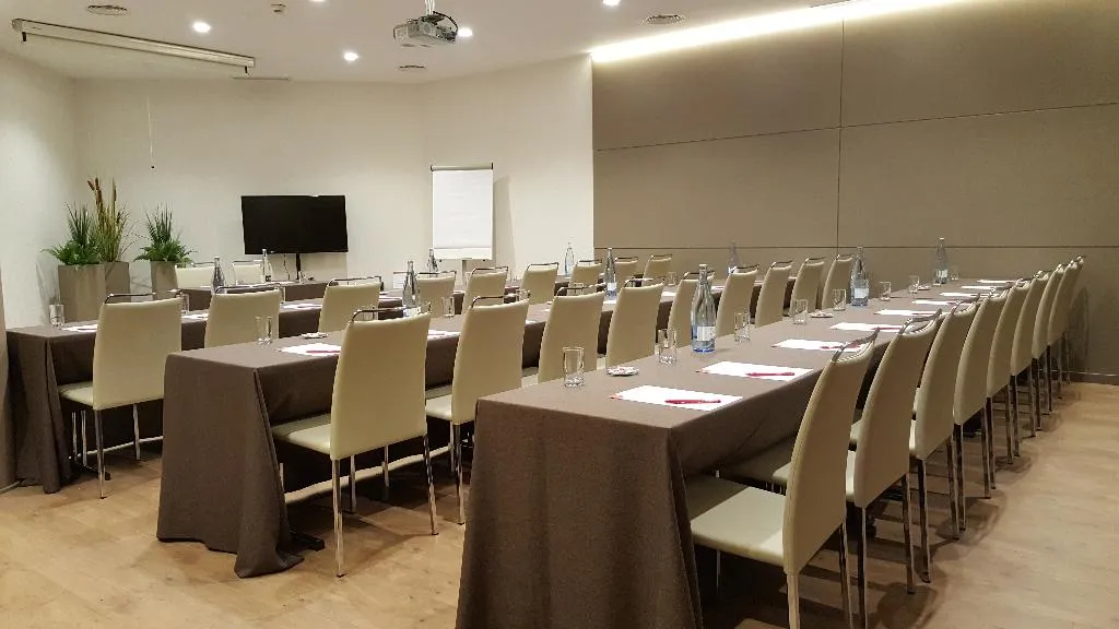 Conferences, America Barcelona, Barcelona
