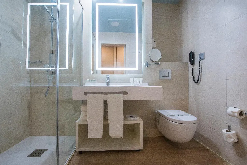 DOUBLE PREMIUM Room, America Sevilla, Seville