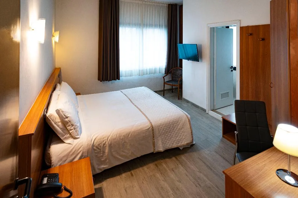Double or Twin STANDARD Room, Nuova Mestre, Venice