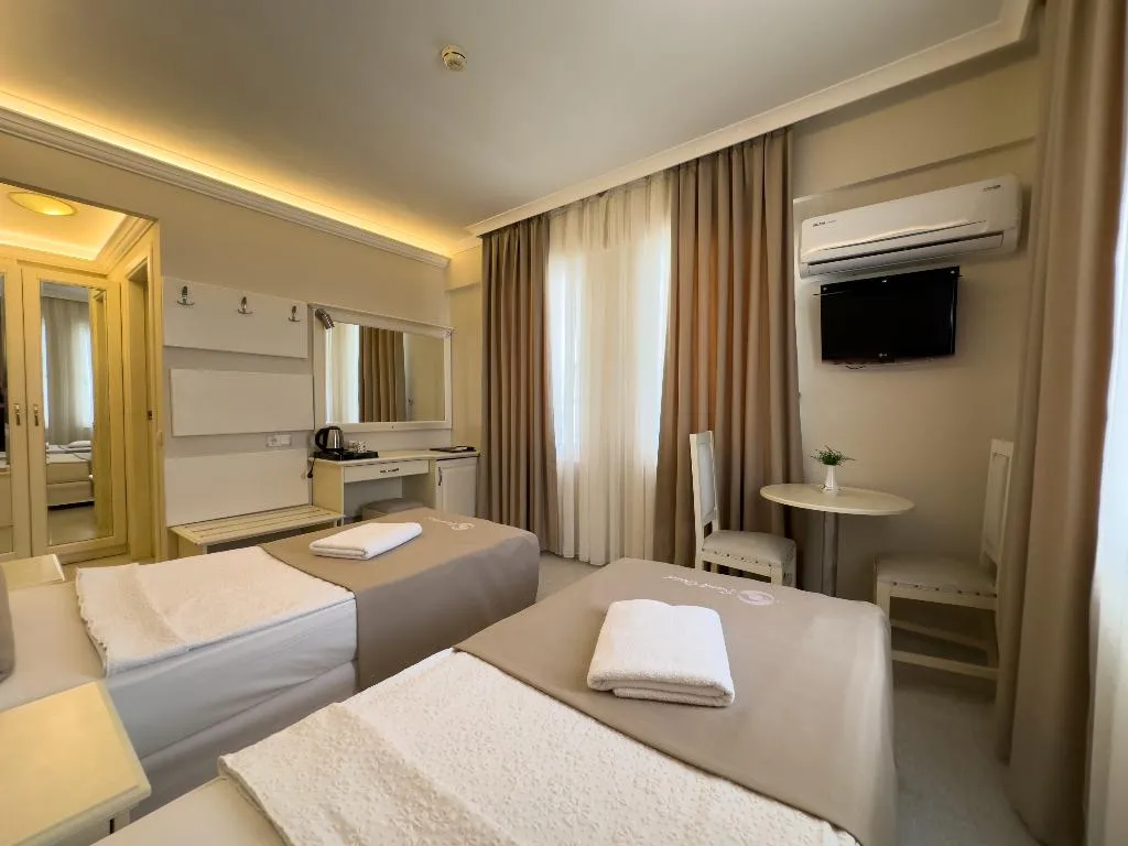 Room, Savk, Antalya