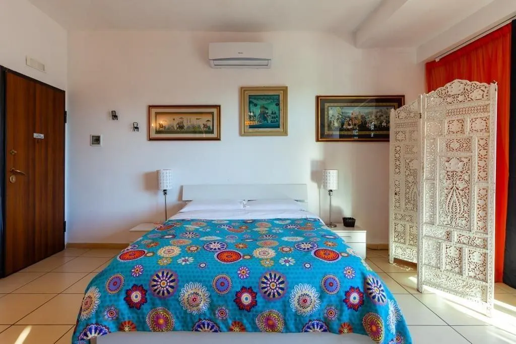 Room, Marina ResArt B&B, Naples