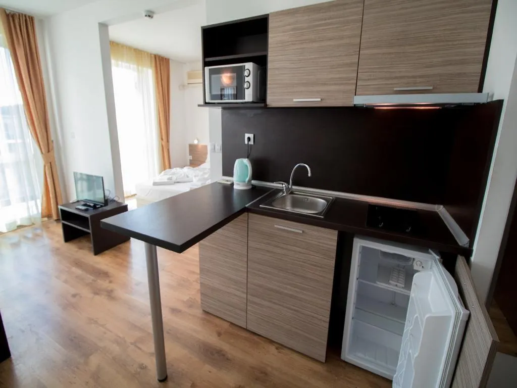 JUNIOR SUITE STANDARD Room, Clara Aparthotel & Residence, Bourgas
