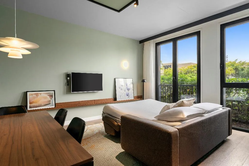 QUADRUPLE STANDARD Room, Corendon Urban Amsterdam Schiphol Airport, Amsterdam