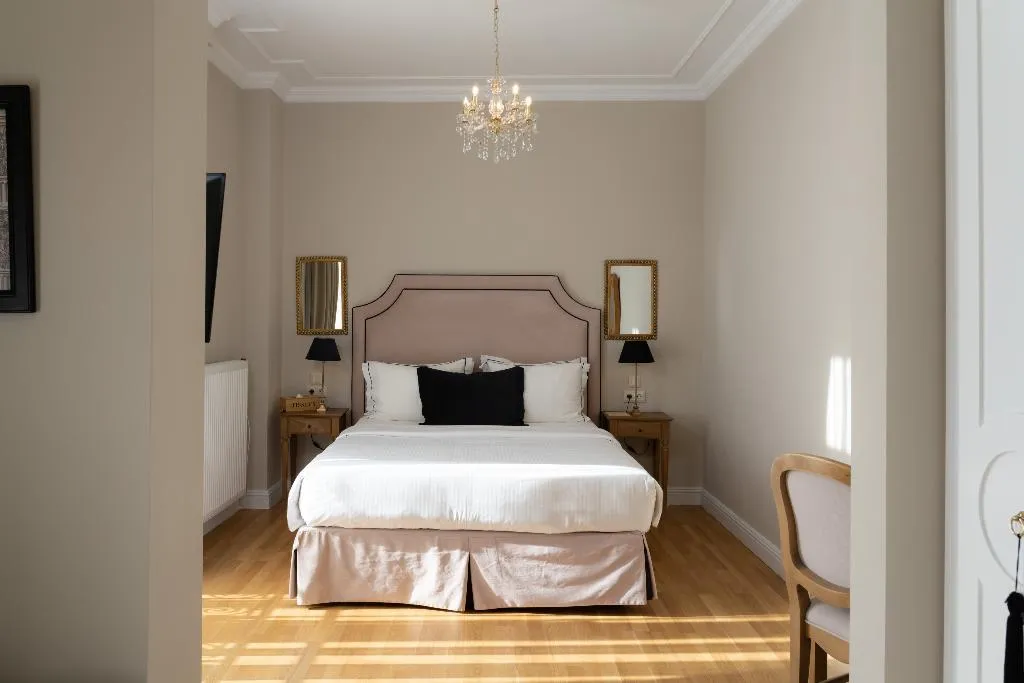 DOUBLE SUPERIOR Room, Ev 11 Athens, Athens