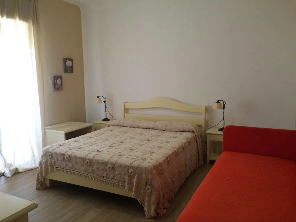 Room, B&B Frontemare, Catania
