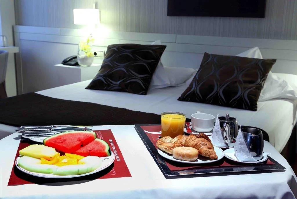 Room, Amura Alcobendas, Madrid