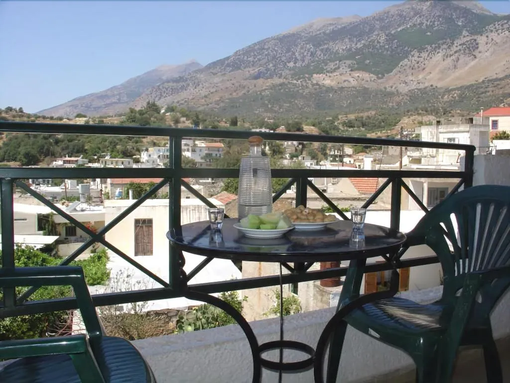 Room, Keramos, Crete