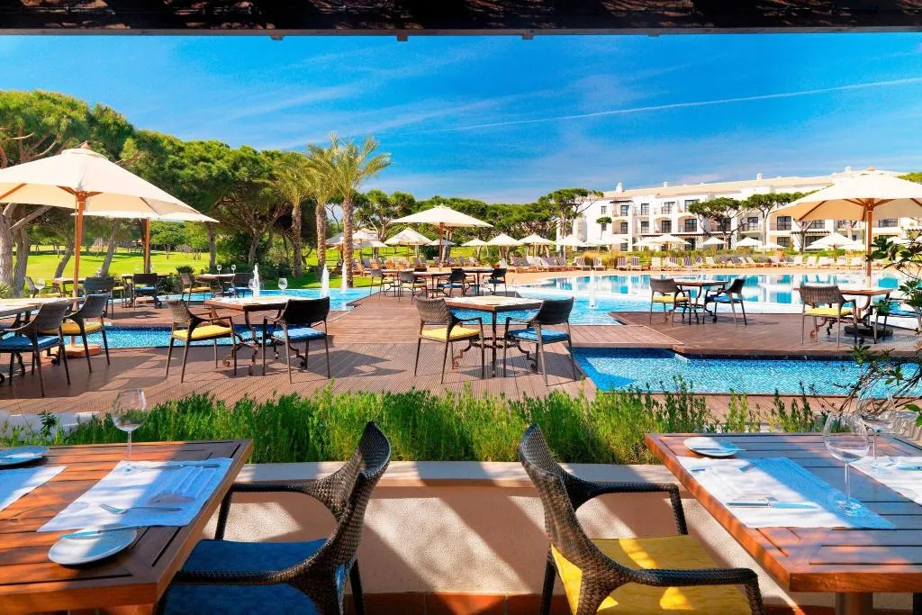 Restaurant, Pine Cliffs Resort, Algarve