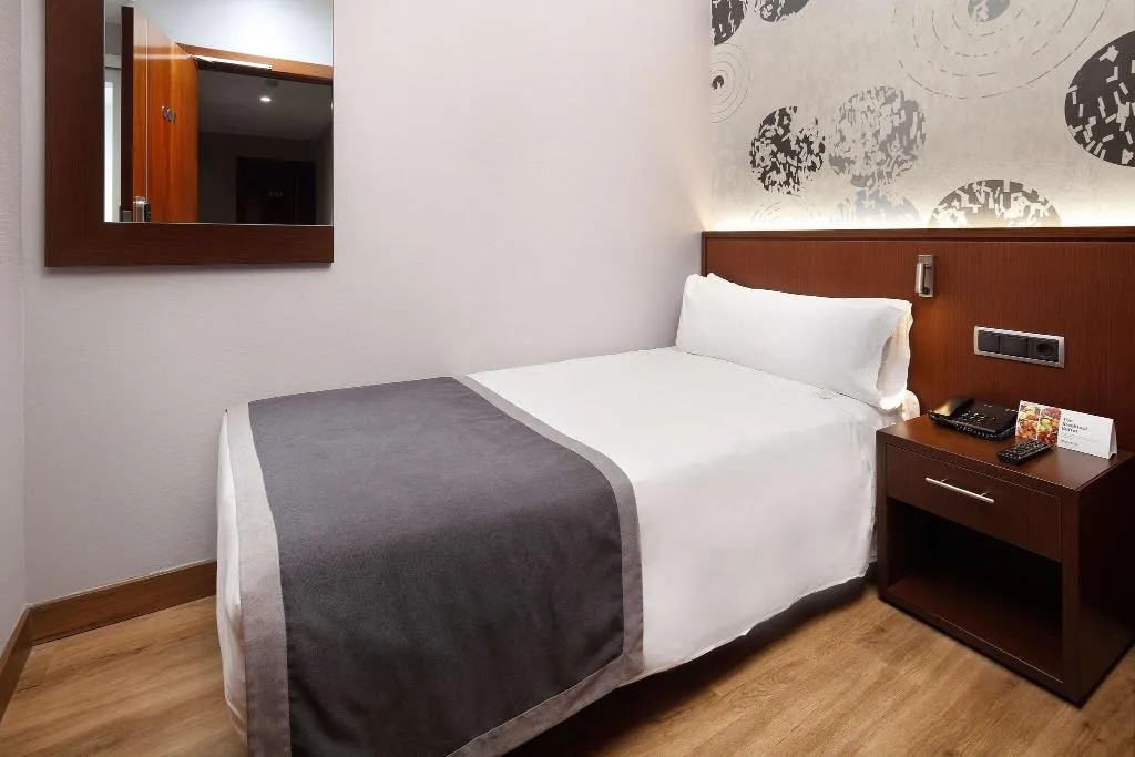 SINGLE STANDARD Room, HCC Taber, Barcelona