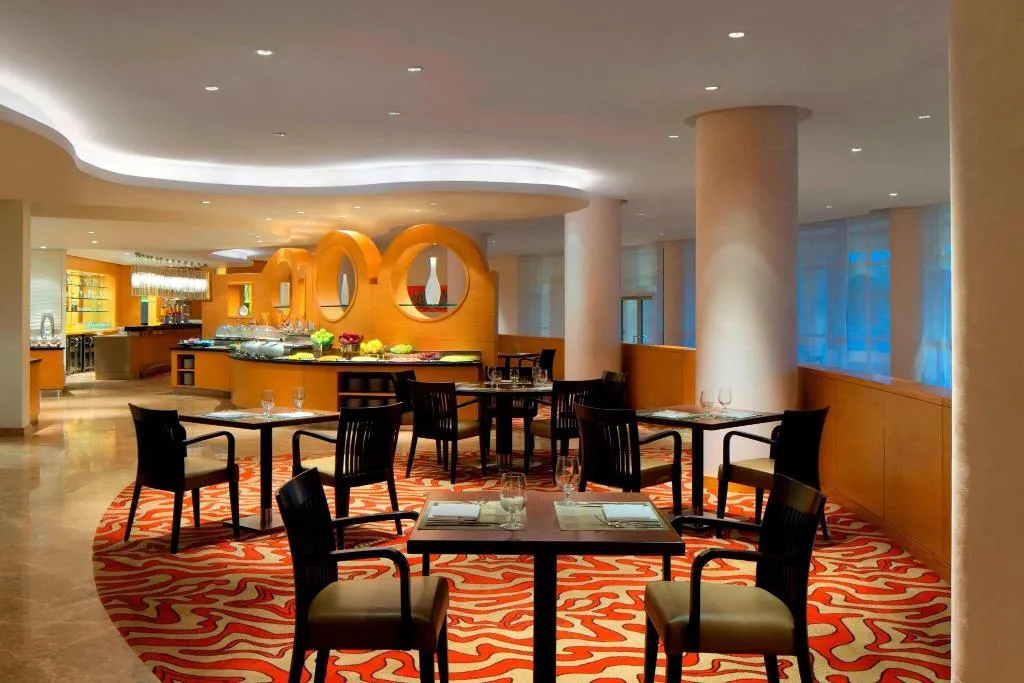 Restaurant, Le Meridien Cairo Airport, Cairo
