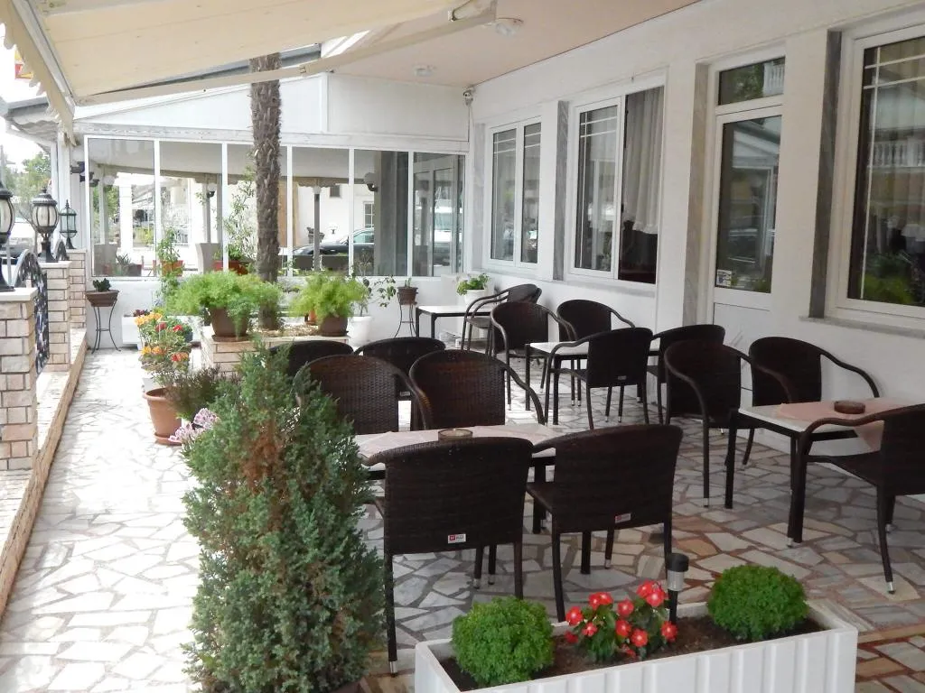 Terrace, Gold Stern, Thessaloniki