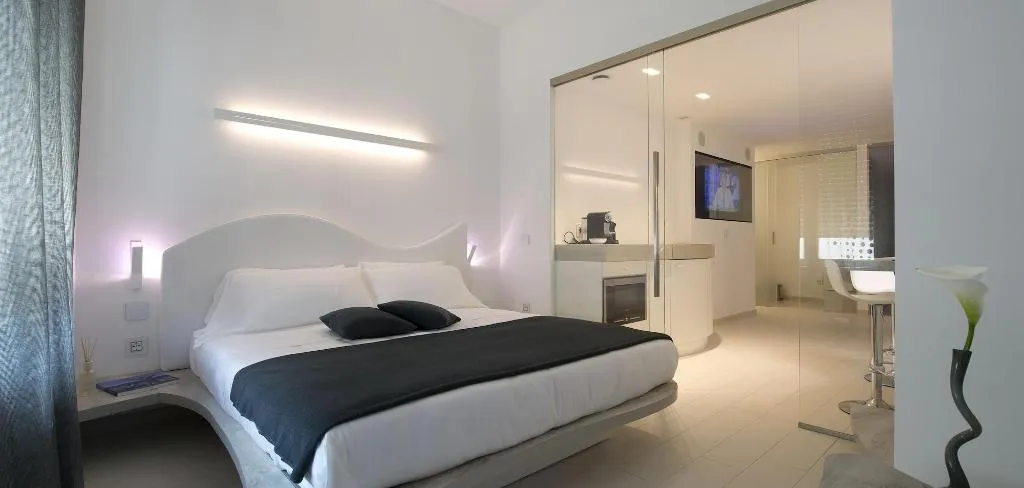 Room, Aparthotel Duomo, Milan