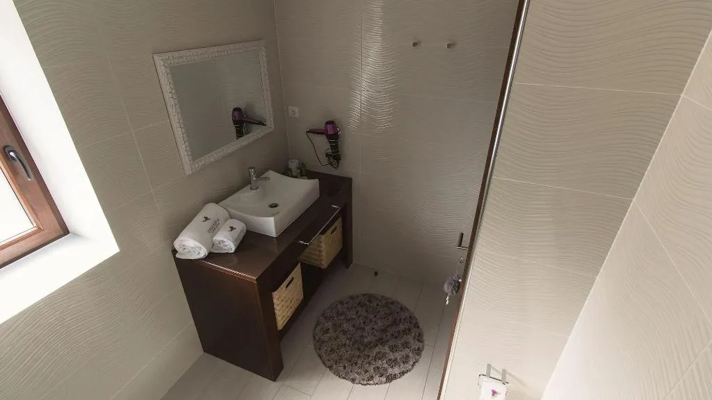 Room, Pousadela Village, Porto