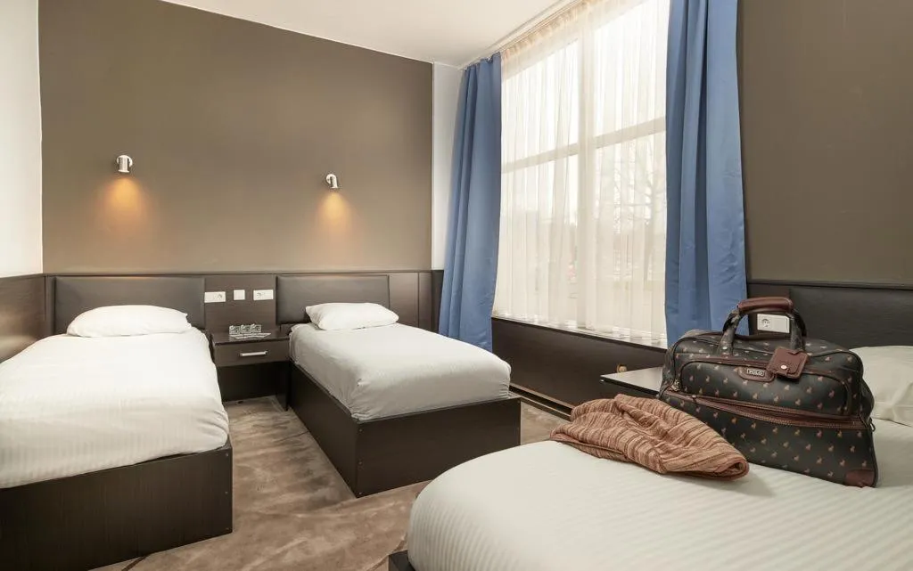 Room, Belfort, Amsterdam