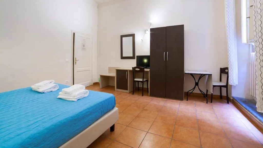 Room, Corte Passi, Florence